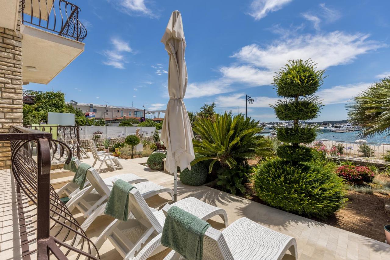 Villa Ratka Трогир Екстериор снимка