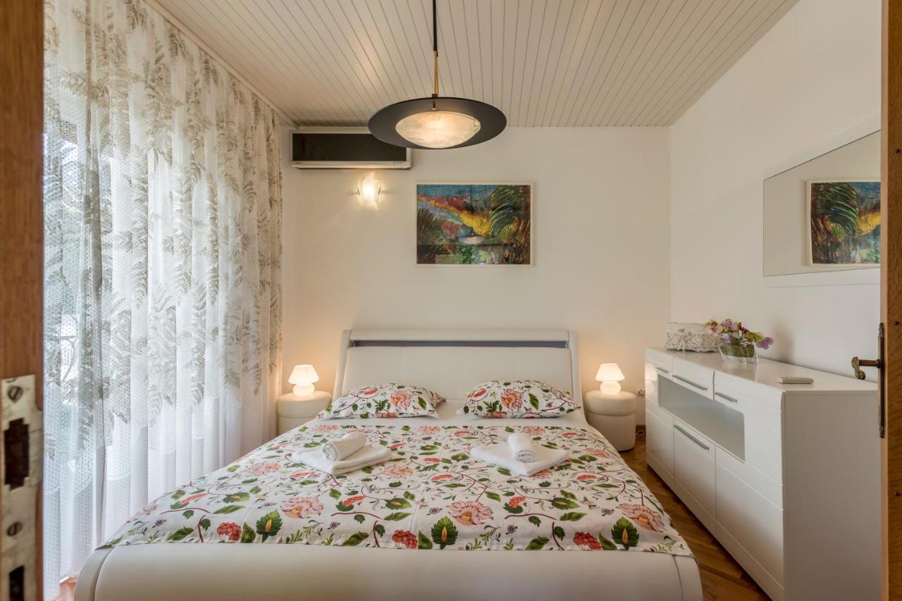 Villa Ratka Трогир Екстериор снимка